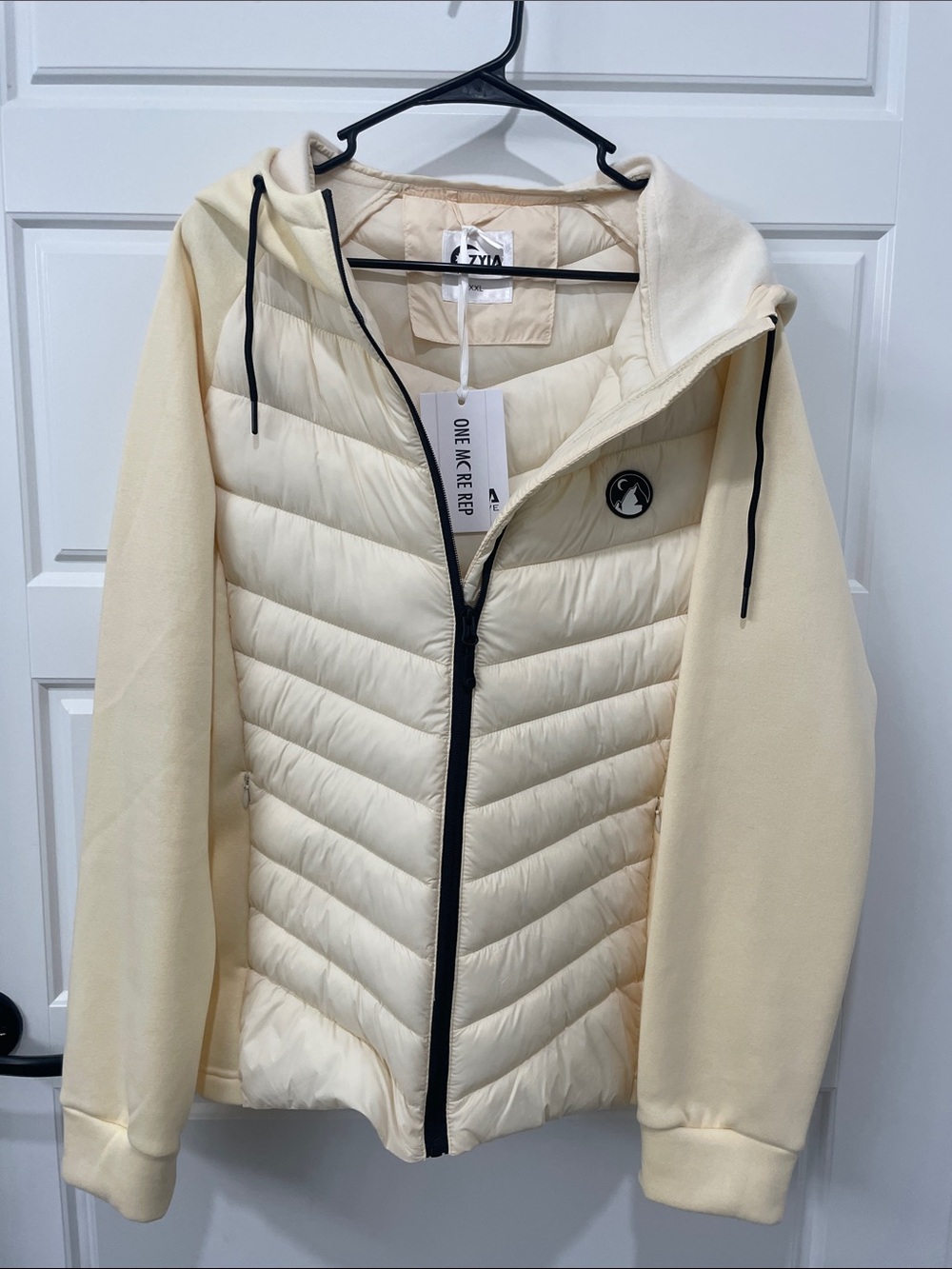 Zyia Cream Quilted Hybrid Jacket